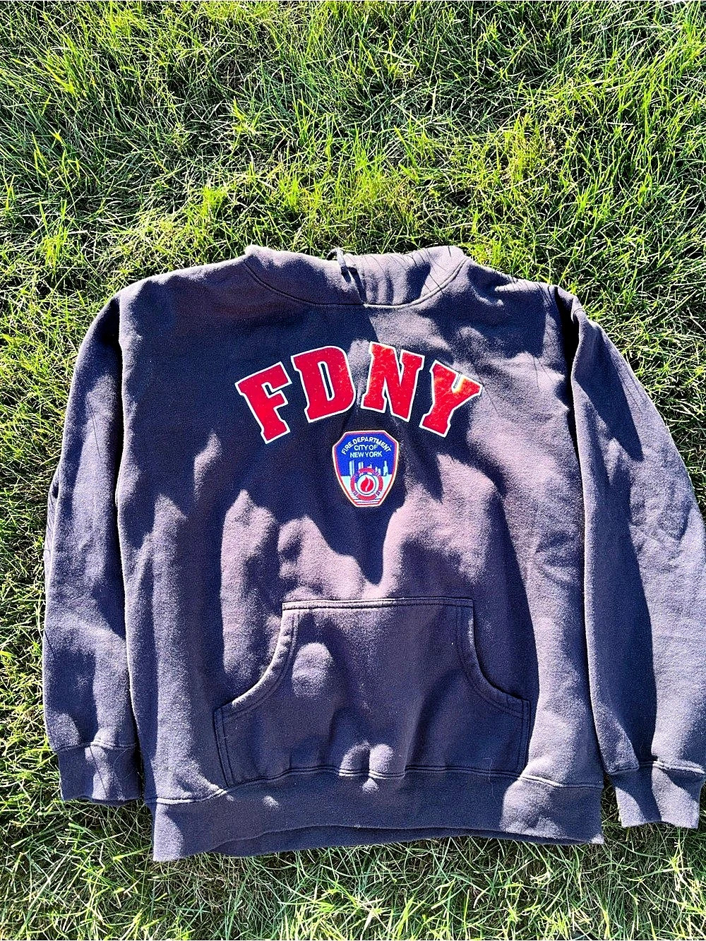 FDNY Official Patch Logo Pullover Hoodie Large